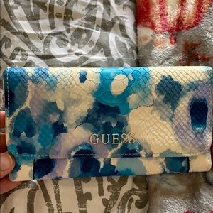 Guess wallet